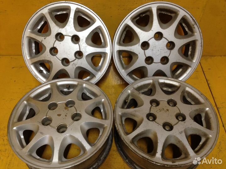 4 шт. Диски Toyota 14 5х114,3 DIA 61