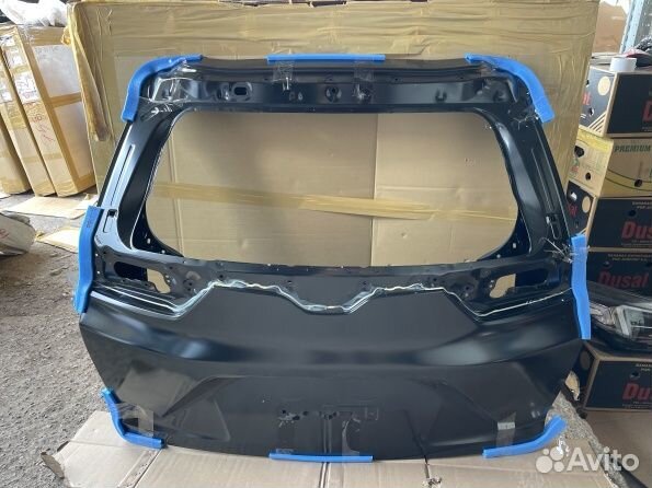 Honda CRV5 Дверь багажника новая