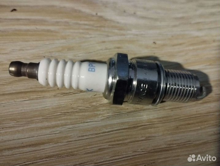 Свечи зажигания NGK