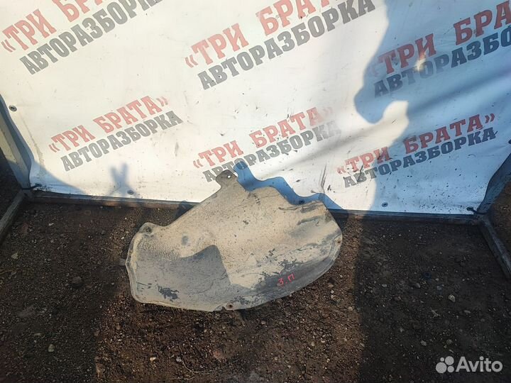 Опель Астра Подкрылок задний Прав