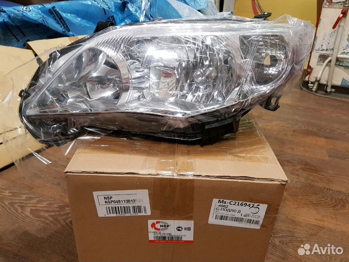 Фара правая Королла 150 (81130-12D80)