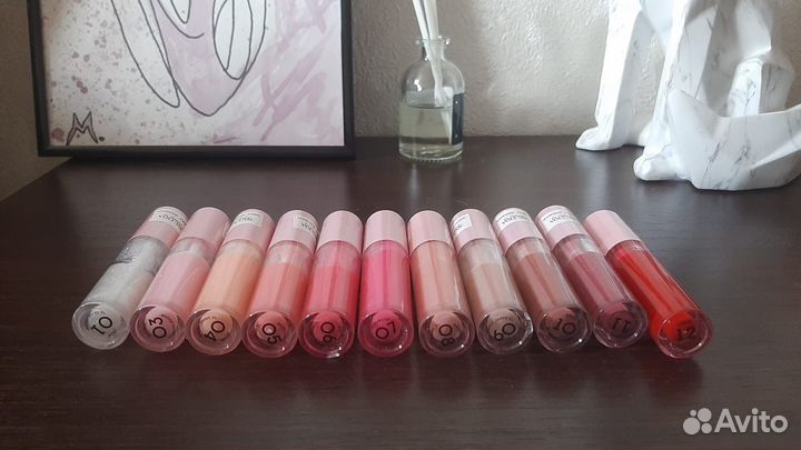 Блеск для губ Vivienne Sabo levgrand volume