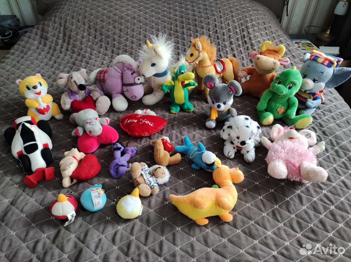 Мягкие игрушки много разных