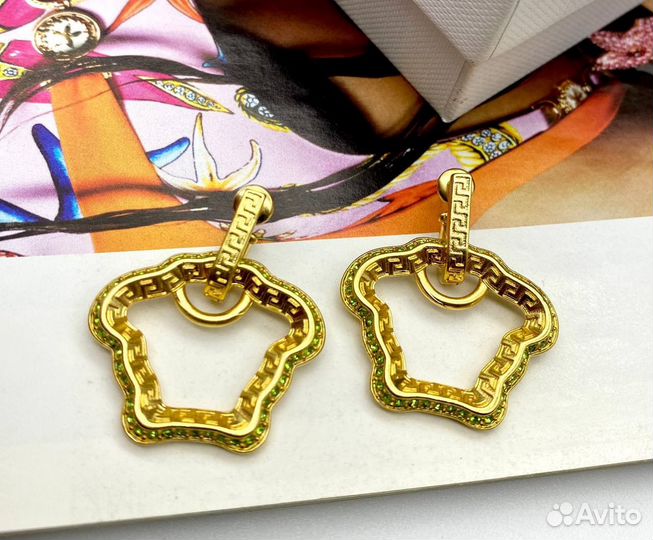 Серьги Versace