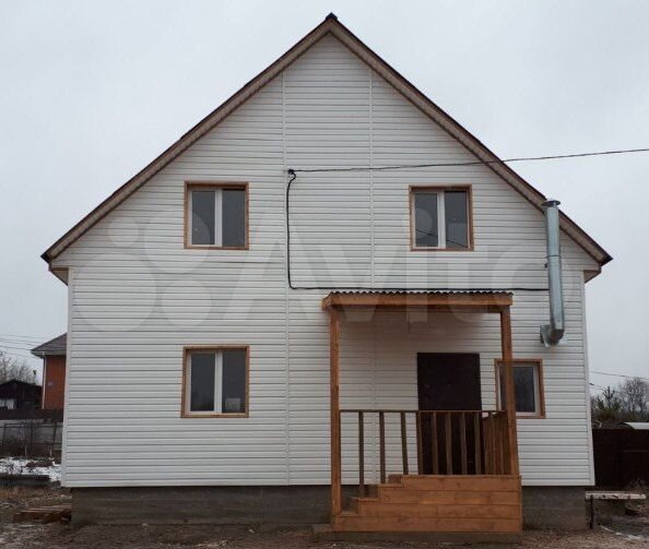 Дом 155 м² на участке 5 сот.