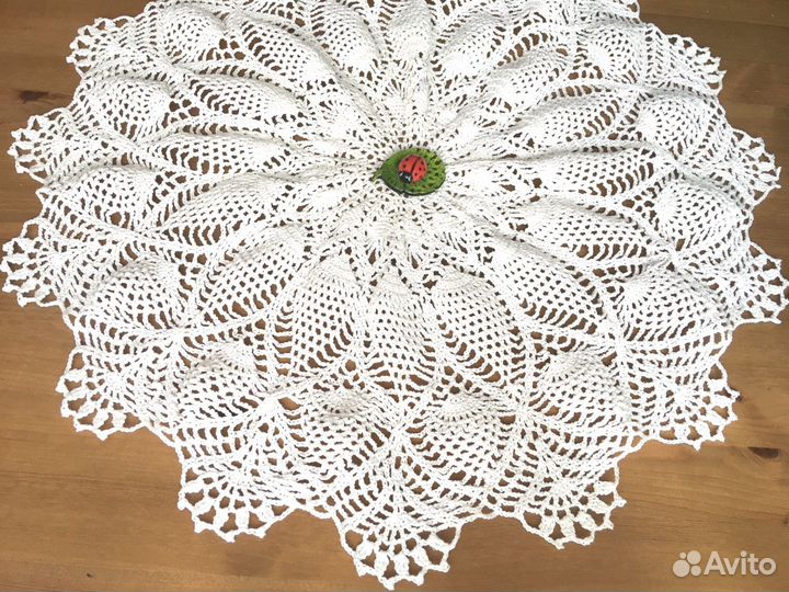 Салфетки вязаные крючком 48 см