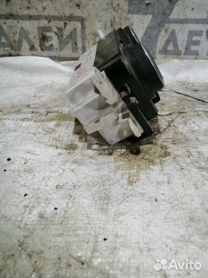 Блок управления печкой Mazda CX-7