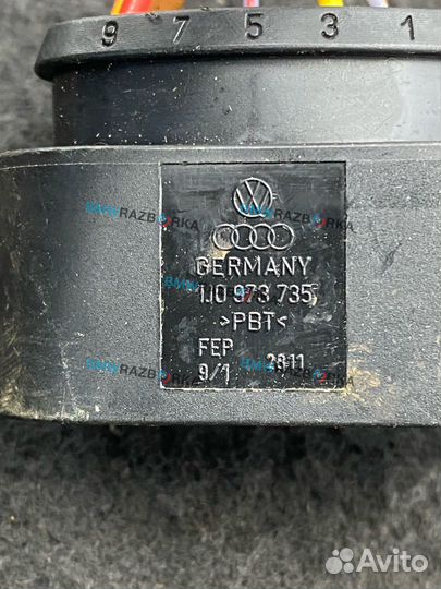 Разъем (фишка) проводки Porsche Taycan 2023