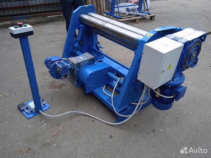 Вальцовочный станок для металла