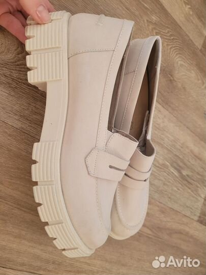 Лоферы Caprice новые 41 размер