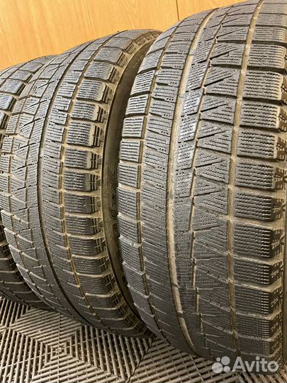 Bridgestone Blizzak Revo GZ 215/55 R17