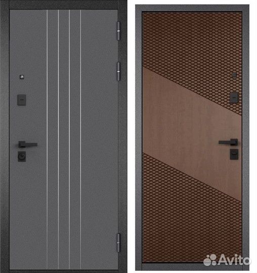 Дверь входная в квартиру