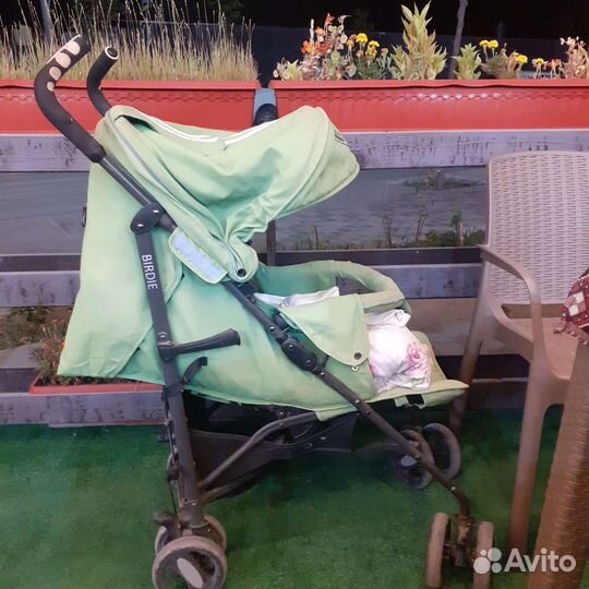 Прогулочная коляска