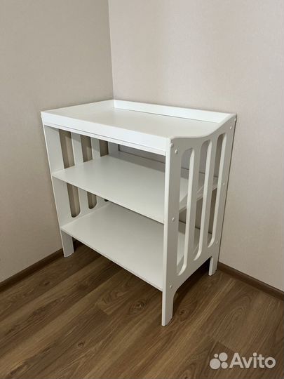 Пеленальный столик