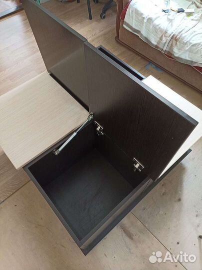 Стол журнальный