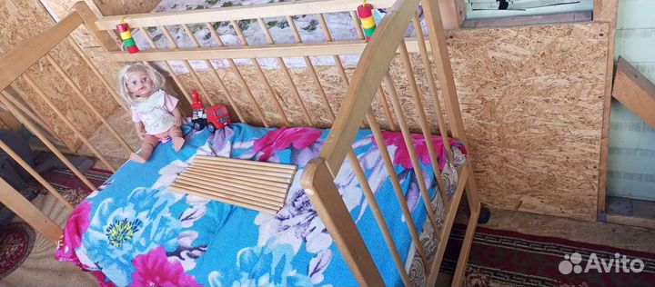Детская кроватка