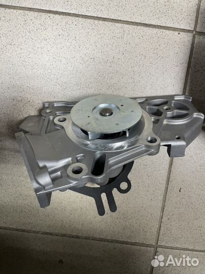 Насос водяной Kia Rio 1999 Новый