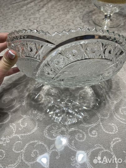 Хрустальная ваза