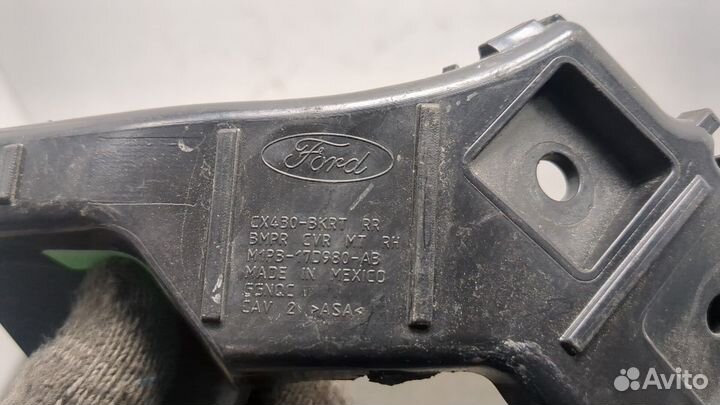 Кронштейн бампера правый задний Ford Bronco Sport