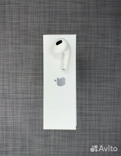 Apple AirPods 3 правый наушник А2565 Б/У оригинал