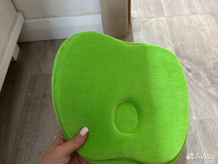 Подушка ортопедическая для новорожденных