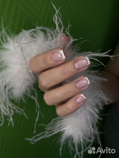 Маникюр педикюр