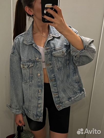 Джинсовая куртка