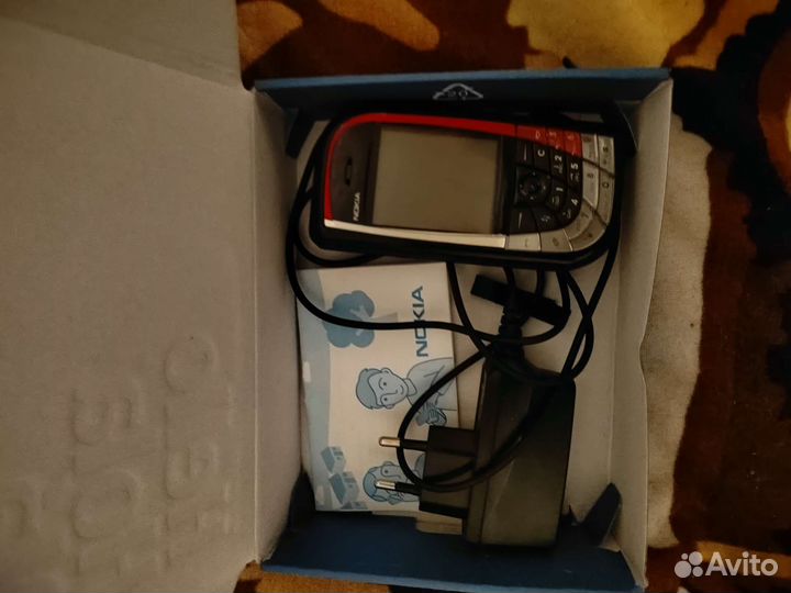 Новый чистой телефон