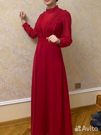 Вечернее платье