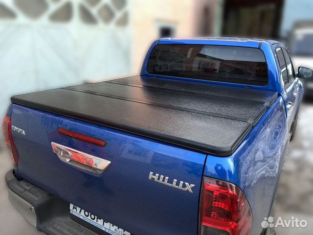 Крышка в кузов Toyota Hilux 2016-2022 3х секционна