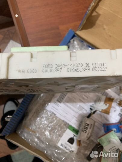 Монтажный блок на Ford Focus 3