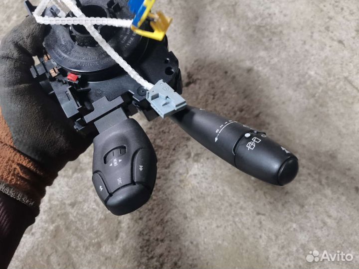 Подрулевые переключатели peugeot 307