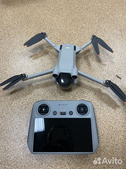 DJI Maini 3 pro