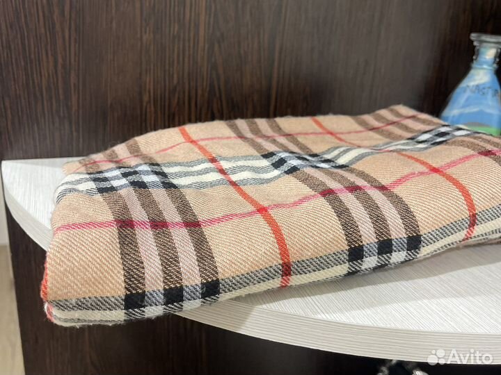 Шарф бежевый женский