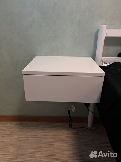 Тумба прикроватная белая новая