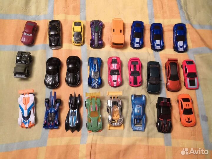 Машинки хот вилс и трек