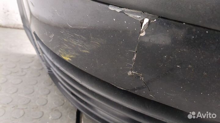 Бампер передний Volkswagen Passat 5, 2005