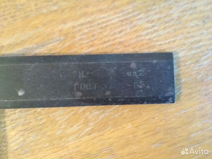 Угольник поверочный