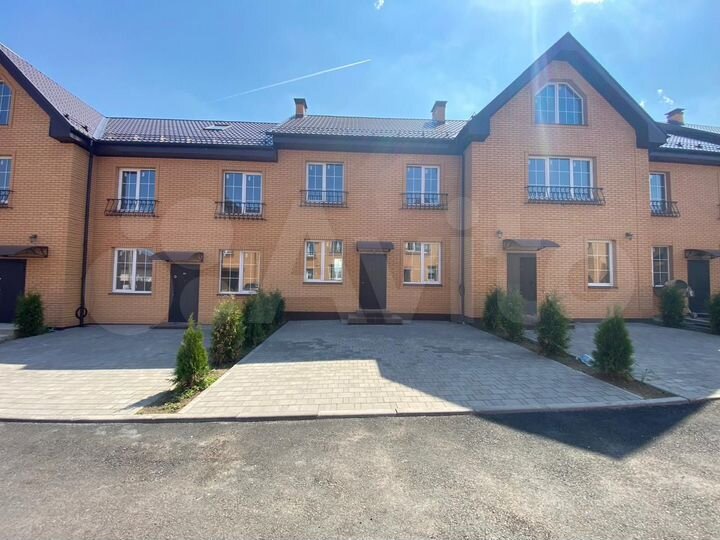 Дом 112 м² на участке 1,6 сот.