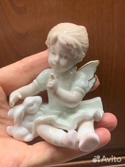Фарфоровые статуэтки