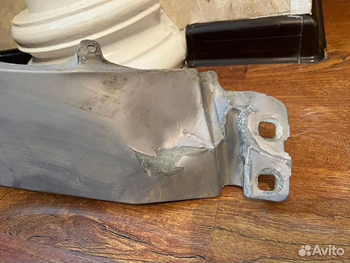 Переднее правое крыло на Ford Focus3