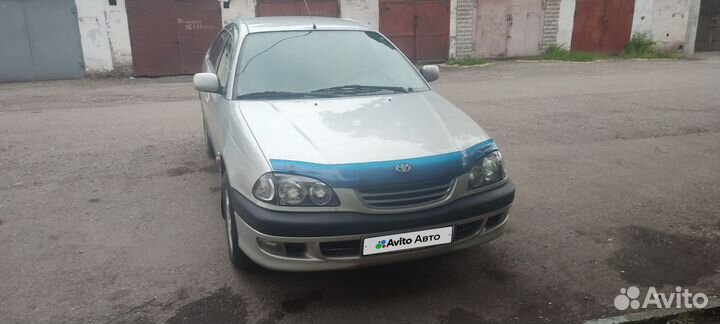 Toyota Avensis 1.8 AT, 1998, 380 000 км