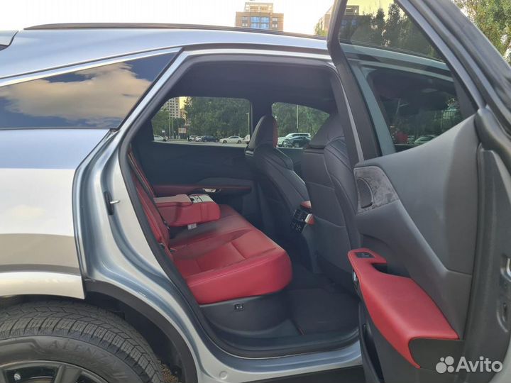 Lexus RX 2.4 AT, 2022, 140 км
