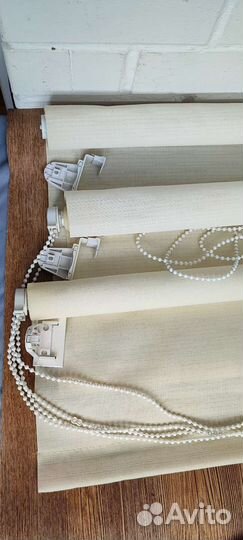 Жалюзи и рулонные шторы на окна