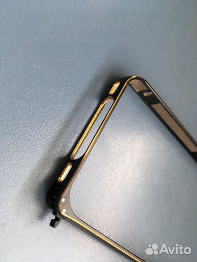 Алюминиевый чехол- бампер iPhone 4,4S