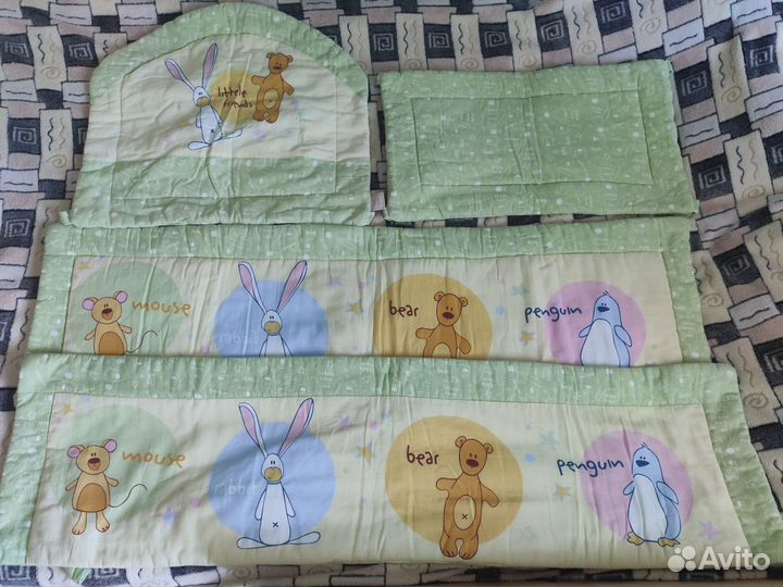 Бортики в детскую кроватку