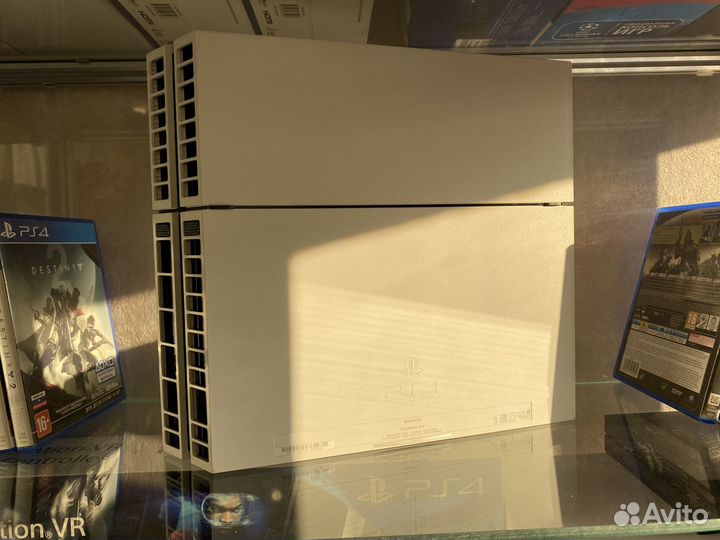 Sony PS4 White