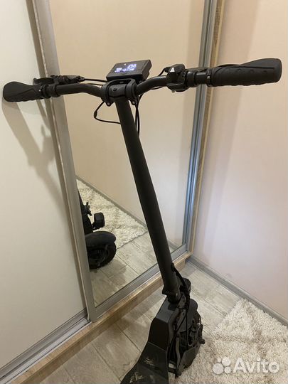 Самокат взрослый электрический