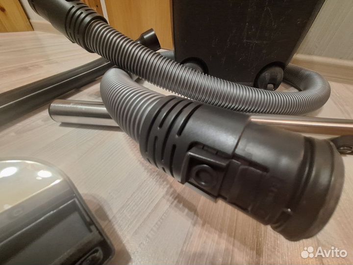 Пылесос miele classic c1