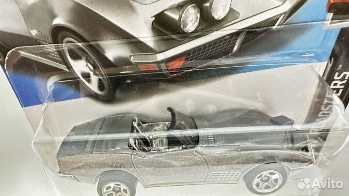 Hot wheels 72 Stingray Convertible